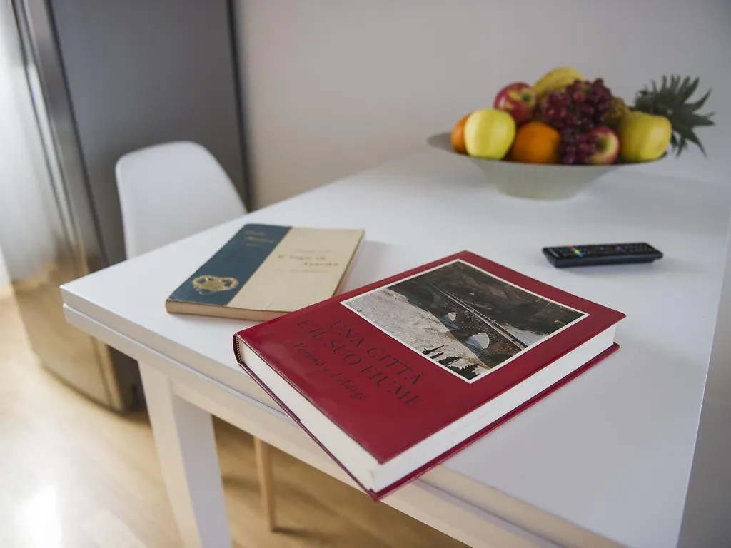 Apartmán Italianflat - Palazzo Rizzardi Verona 0*,  Itálie